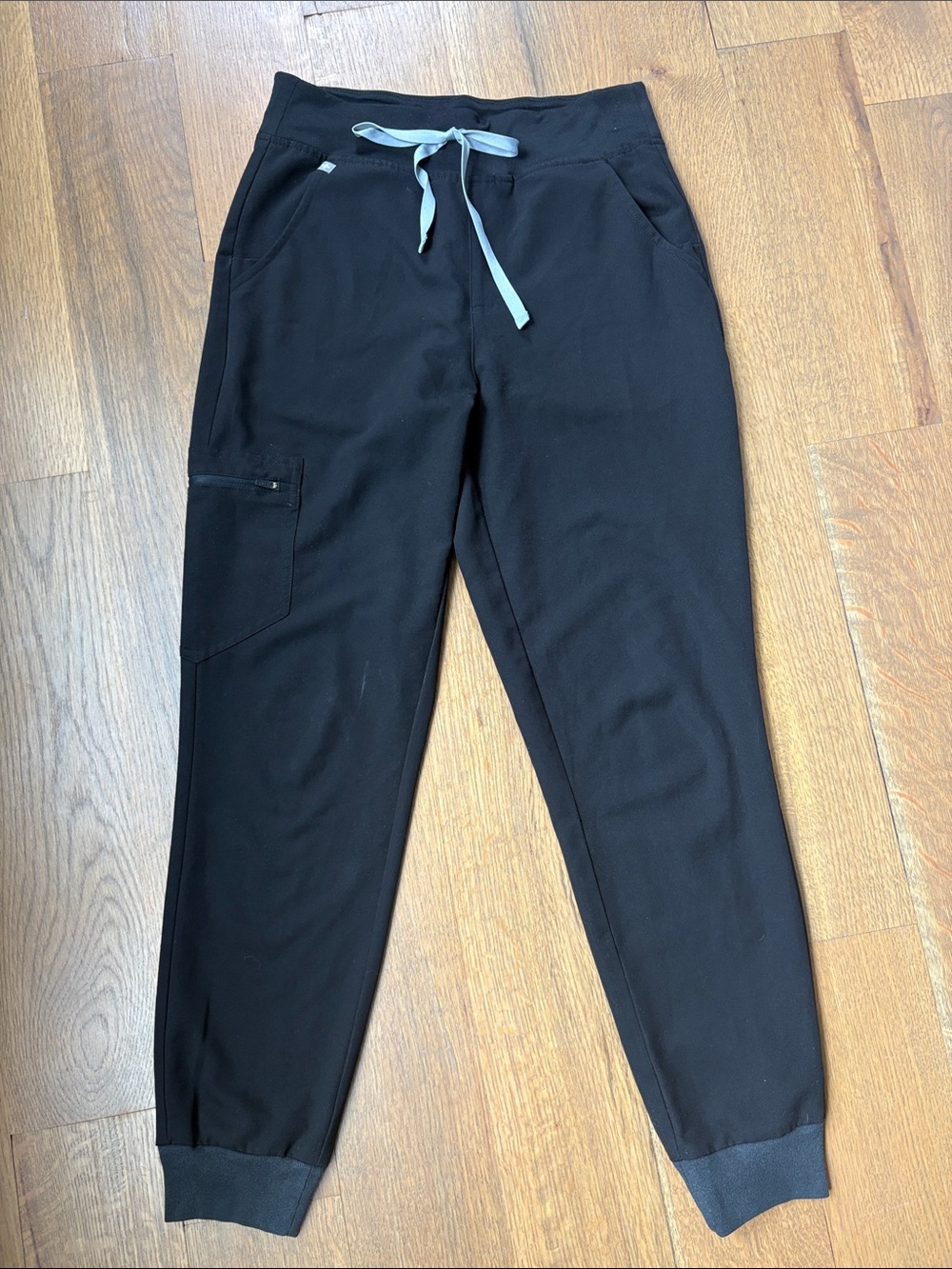 FIGS Ladies S Technical Collection Black Jogger Pants with Drawstring and pocket